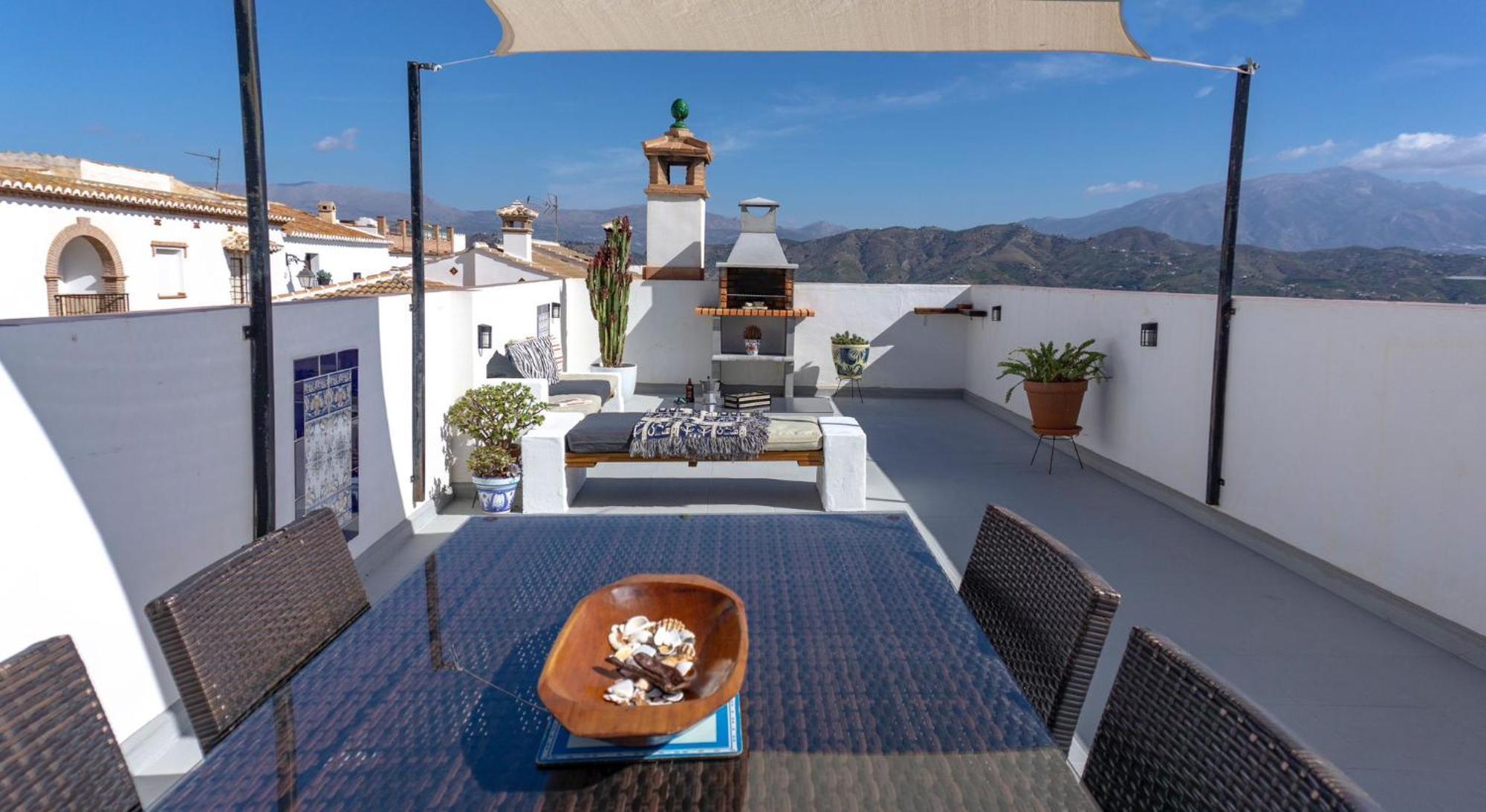 فيلا Cutarفي Rooftop Terrace & Panoramic Mountain View'S المظهر الخارجي الصورة